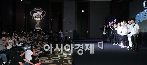 [포토]'윈' 뜨거운 취재열기