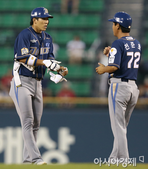 [포토] 모창민 '2타점 적시타~'