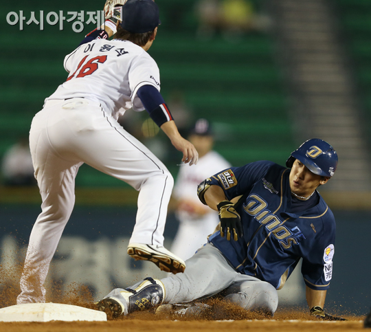 [포토] 나성범 '슬라이딩~'
