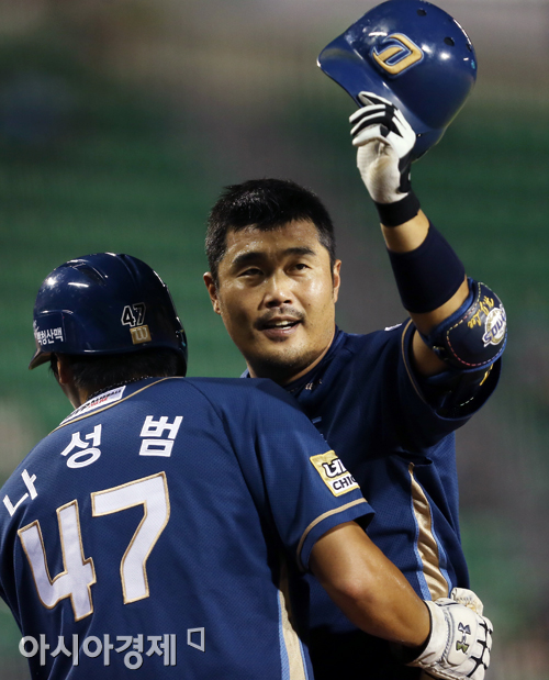 [포토] 이호준 '멋지게 넘겼죠?'