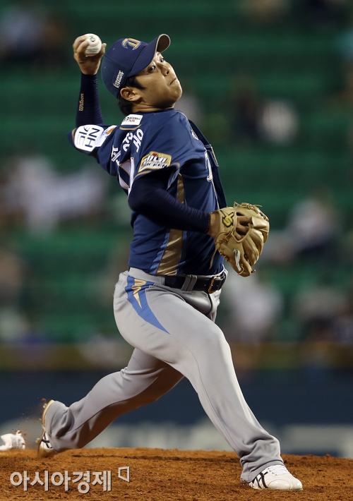 [포토] 역투하는 손정욱