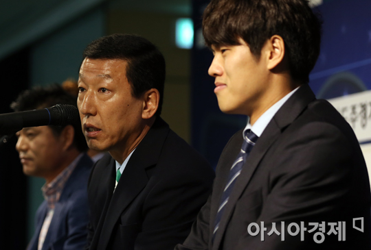 [포토] 각오 밝히는 전북 최강희 감독