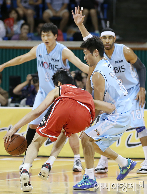 [포토] 양동근 '막아낸다'