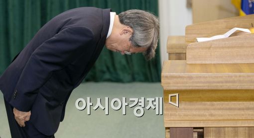 [포토]인사하는 양건 감사원장