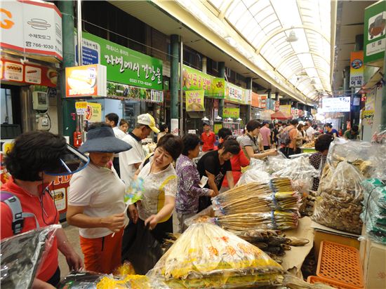 인천 전통시장, 철도 등 관광상품과 연계 ‘특수’