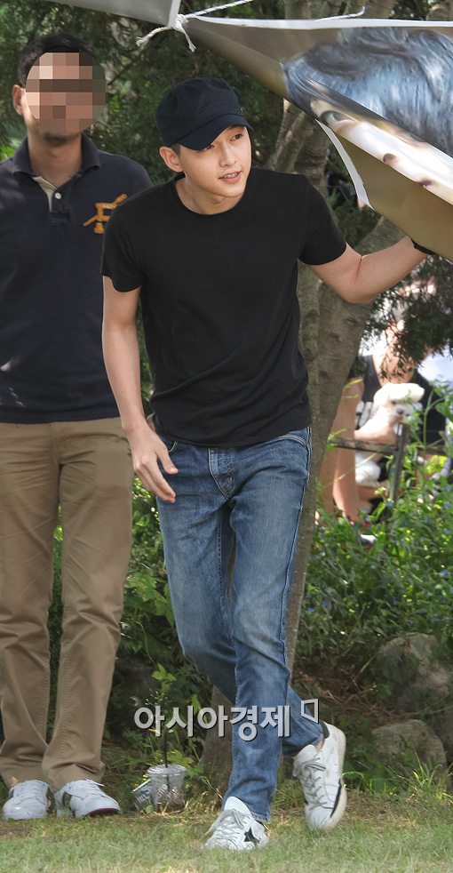 [포토]'입대' 송중기, "여러분 제가 왔어요"