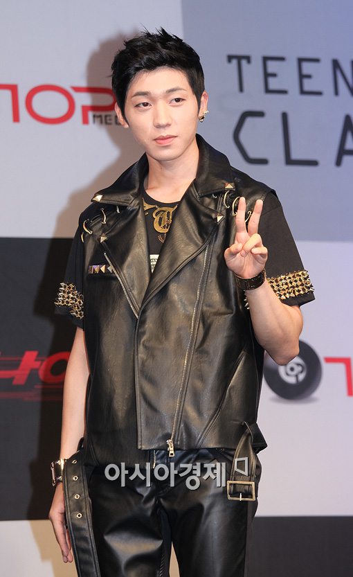 [포토]틴탑 창조, 수줍은 브이~