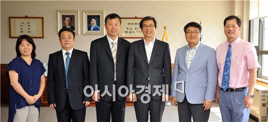 중국 후난대 천웨이 부당서기, 호남대 방문