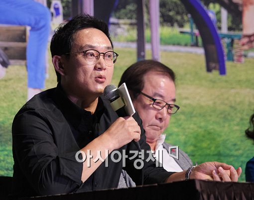 진형욱 감독 "'왕가네 식구들'로 대한민국이 '한 식구'되길"