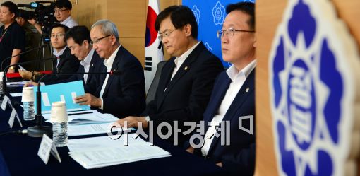[포토]전월세 정부 대책 발표하는 현오석