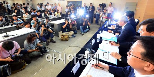 [포토]정부의 전월세 대책 발표, 붐비는 취재진