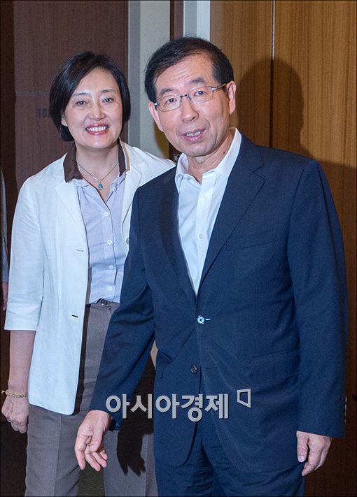 [포토]박영선 국회 법사위원장 만나는 박원순 시장