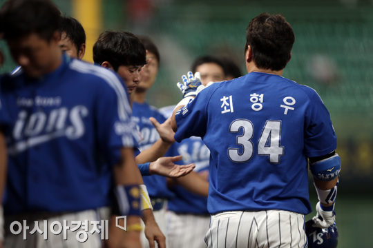 [포토] 최형우 '한 점 만회'