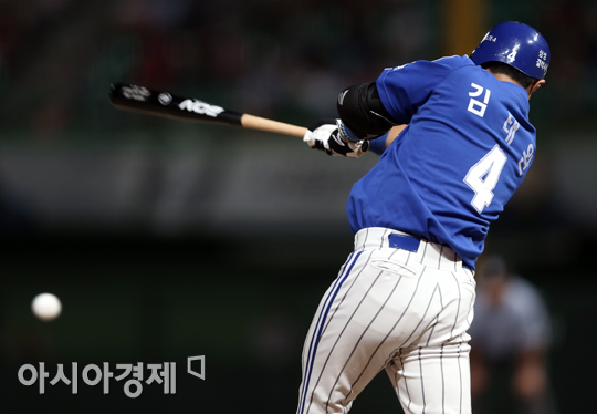 [포토] 김태완 '1타점 적시타~'