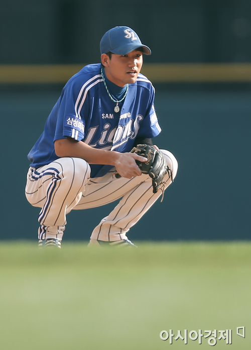 [포토] 김상수 '시작하자마자 연속 실책이라니'