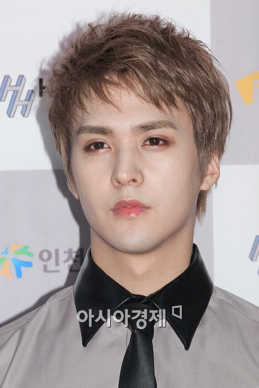 [포토]비스트 손동운, 빨려 들어가는 '섹시한 눈빛'