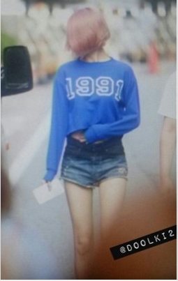 선미 출근길, 무보정 속 잘록한 허리 '콜라병 몸매'