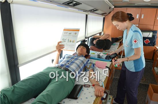 [포토]광주 남구, 공직자 및 주민 헌혈캠페인 동참 