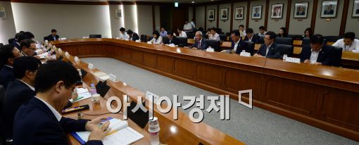 [포토]재정관리협의회, 회의 주재하는 현오석 부총리