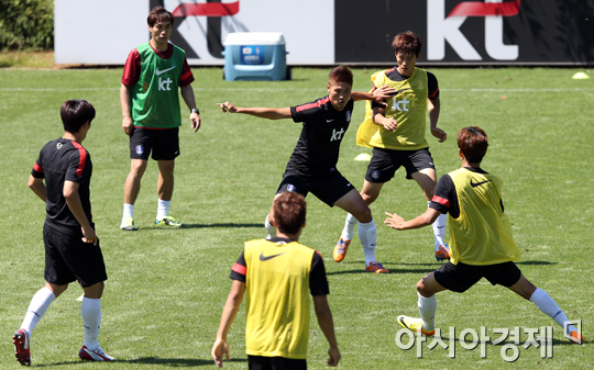 한국 축구 FIFA랭킹 한 계단 상승…55위