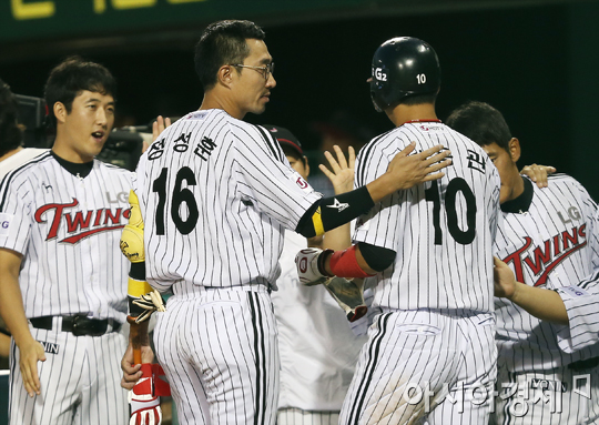 [포토] 정성훈 '선두 탈환 가능하다!'