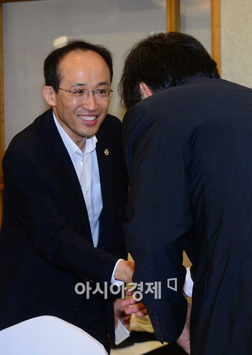 [포토]국가경쟁력 위해 7개 분야 전문가들 모여 