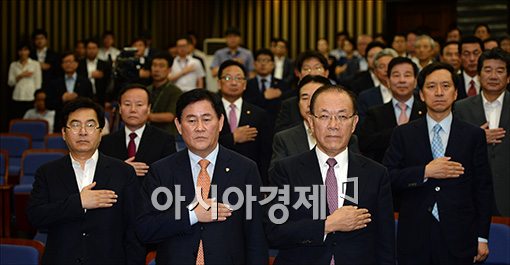 [포토]'국기에 대한 경례'