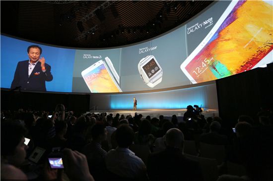 [IFA 2013]삼성전자, 獨서 '갤노트 3' '갤럭시 기어' 등 발표