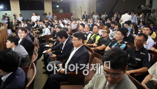 [포토]통상임금 대법원 공개변론 기다리는 방청객들