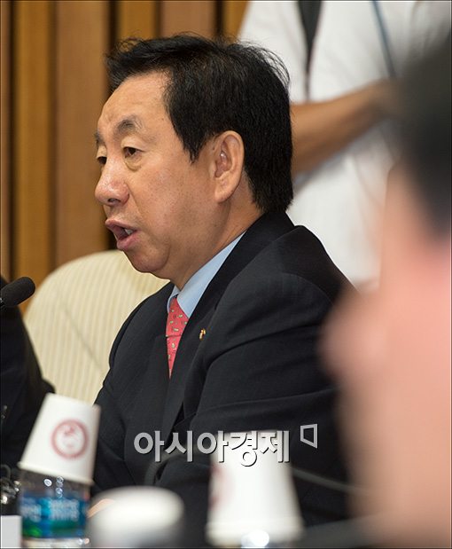 [포토]"박원순 시장의 무상보육 논란은 위선적인 쇼"