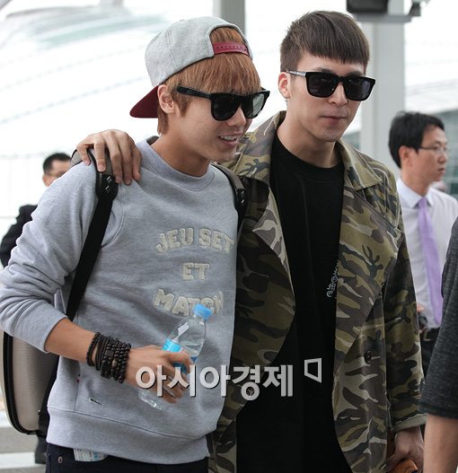 [포토]어깨동무하는 미르-손동운