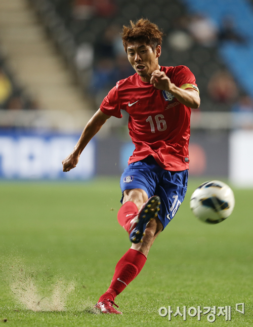 [포토] 하대성 '날카로운 프리킥'