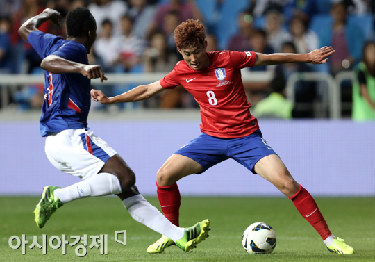 [포토] 손흥민 '주춤주춤'