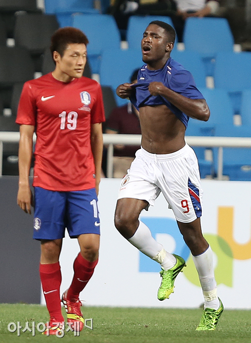 [포토] 동점골 넣고 기뻐하는 아이티 벨포트
