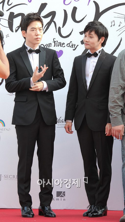 [포토]김조광수-김승환 '오늘 저희 결혼해요'