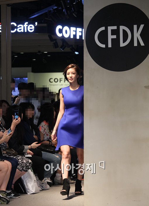 [포토]NS윤지, 멀리서도 돋보이는 '콜라병 몸매'