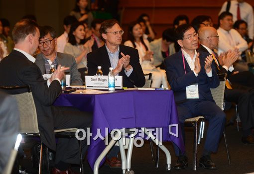 [포토]SIX 컨퍼런스 참석한 박원순 서울시장 