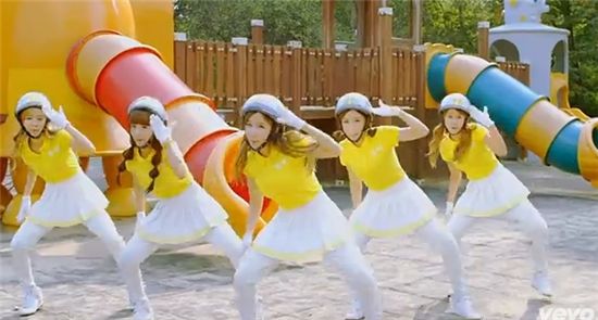 크레용팝 빠빠빠2, 서울 시내 곳곳에서 코믹 설정 추가