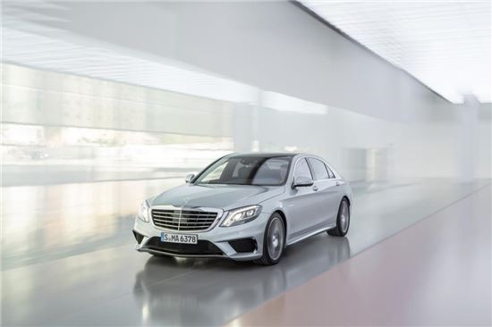 더뉴S 63 AMG 