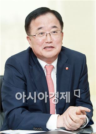 김장학 광주은행장, "작지만 강한은행 만들겠다"