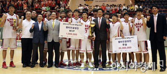 [포토] 고려대 '대학농구 챔피언'