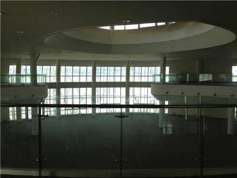 [르포]기다리다 지친 시민들..."세빛둥둥섬, 기대감 없다"