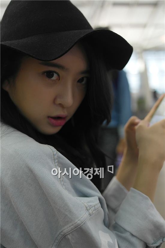 [포토]달샤벳 아영, 뇌쇄적인 눈빛으로~