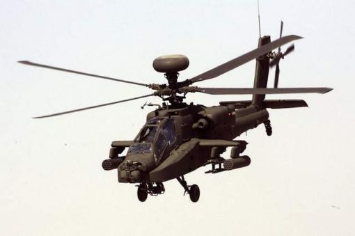 인도가 추가구입을 검토중인 미국 보잉의  AH-64D 아파치헬기