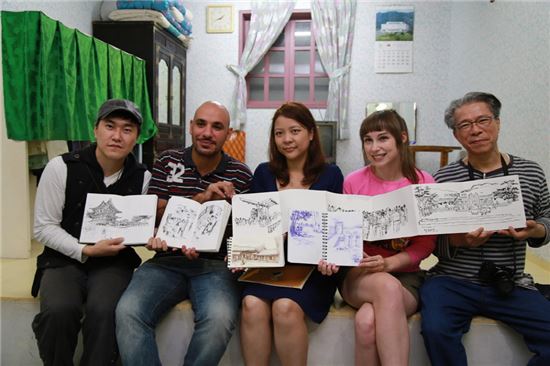 [타타임]외국 만화가들과 함께 DMZ를 스케치하다