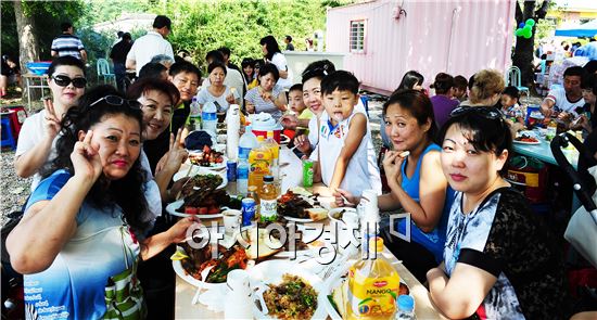 외국인 추석 축제 ‘다문화 광산’ 잠재력 확인 계기