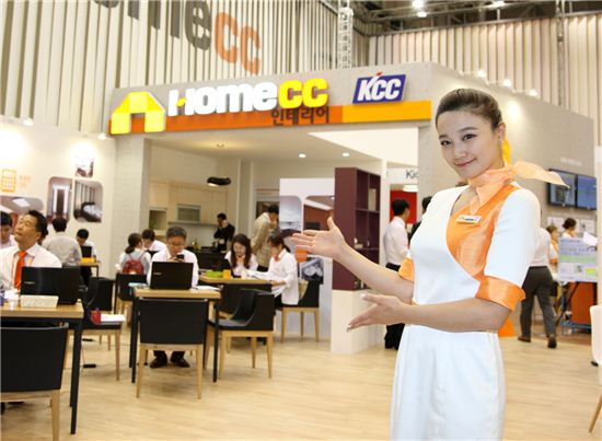 [포토]하우징페어 전시회 참가한 KCC