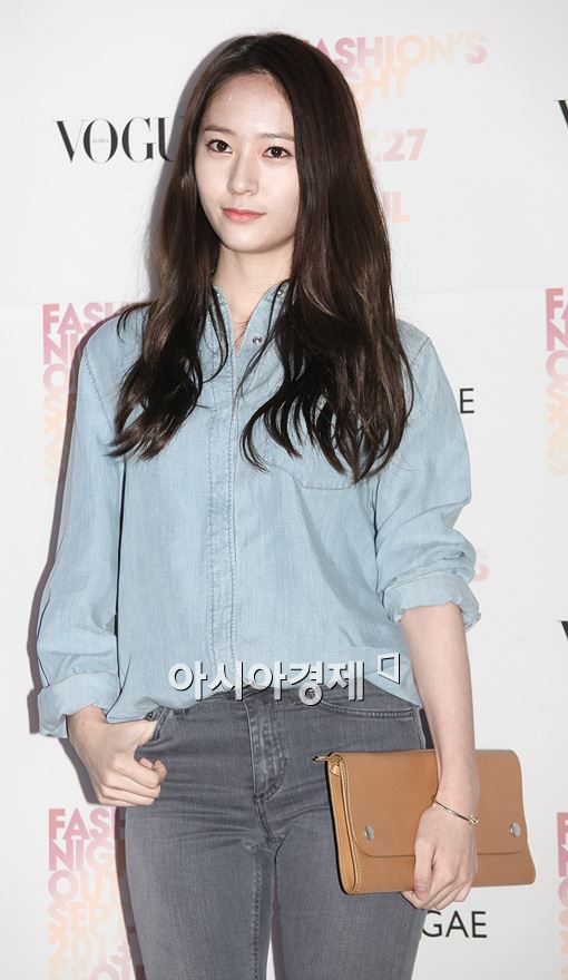 [포토]크리스탈, 오늘은 청순하게 왔어요!