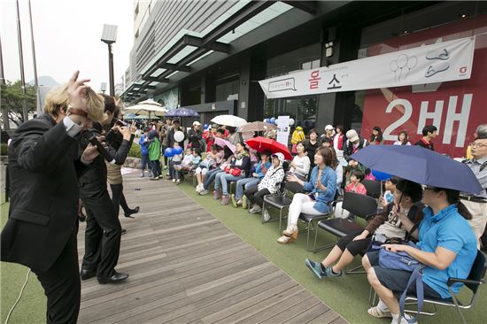 [포토]KT 올레 대학생봉사단과 함께하는 야외공연