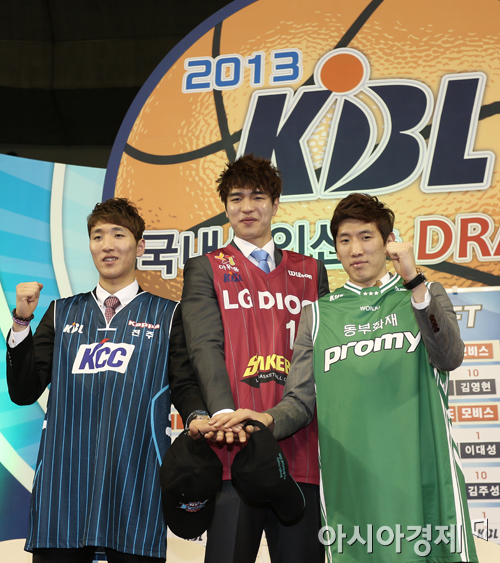 [포토] 대학무대 최강 경희대 3인방 '프로 도전 지켜봐주세요'